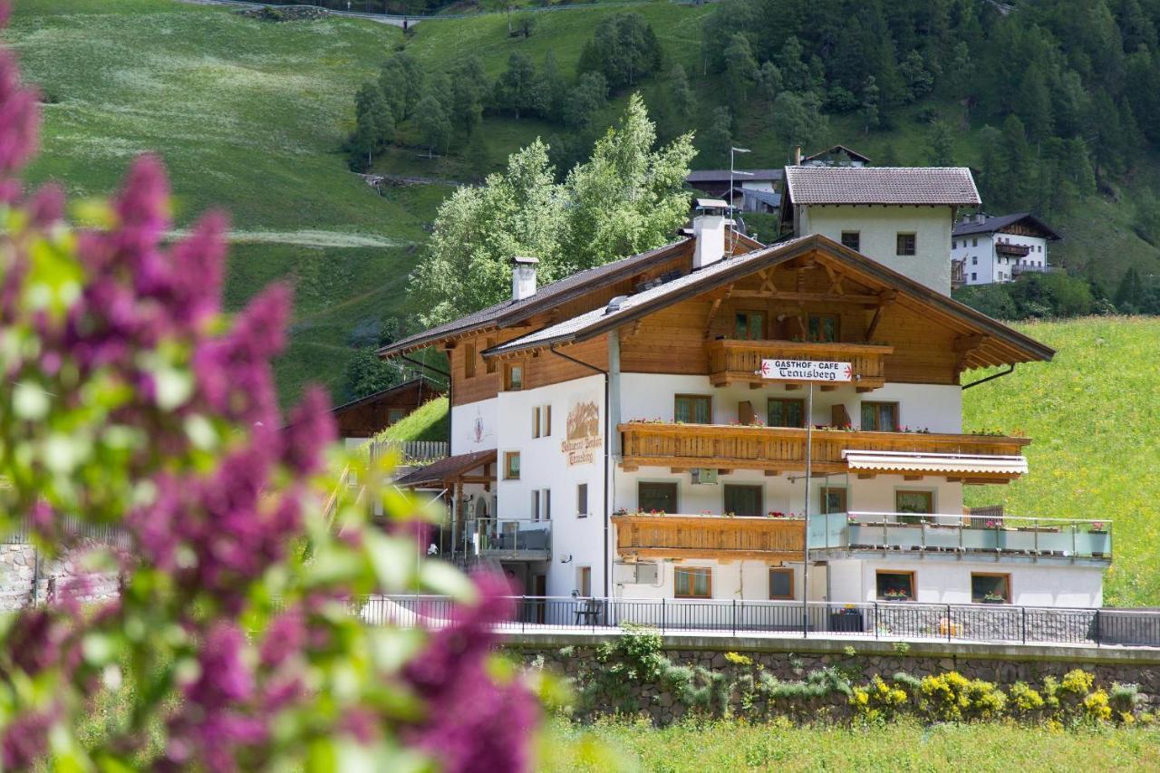 Gasthof Trausberg Corvara in Passiria Exterior photo